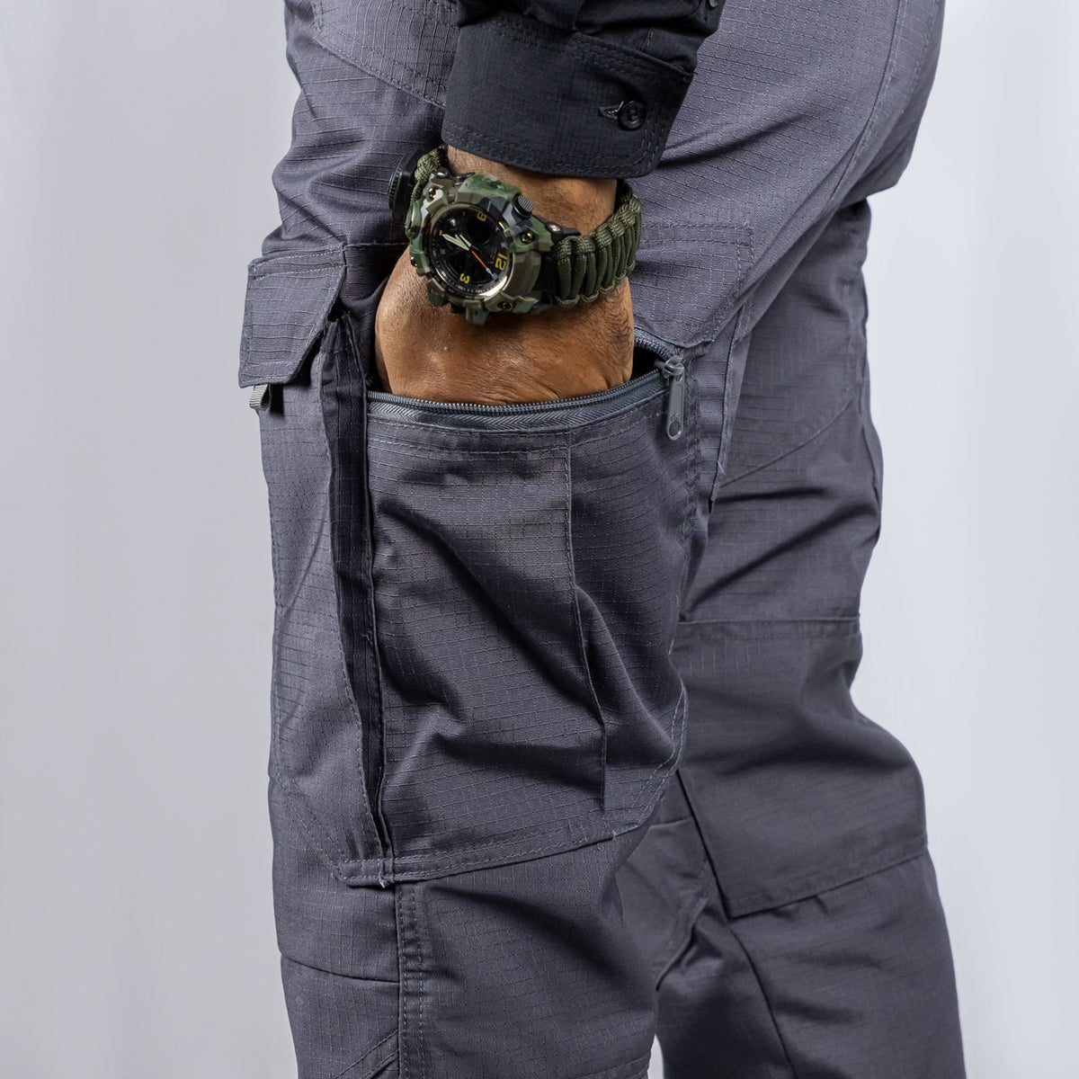 Pantalón Táctico R3 KMARG color Gris Ratón